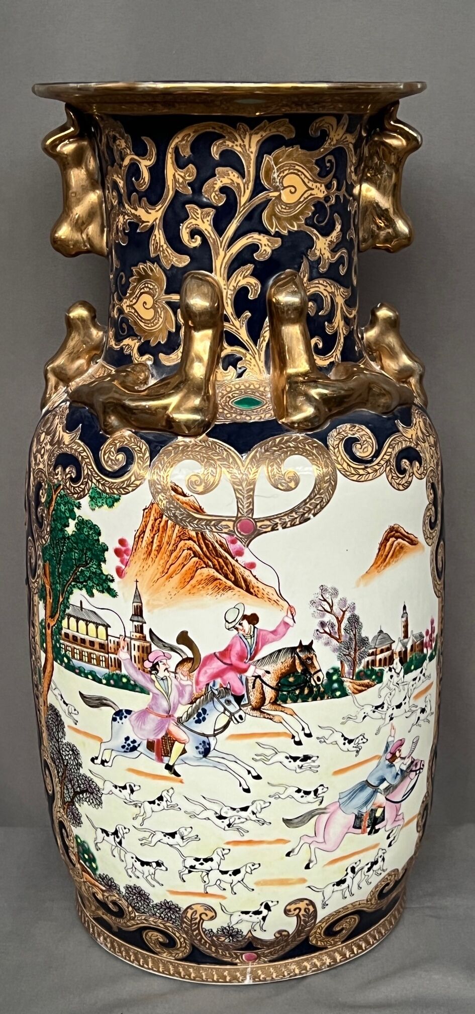 Vase, relief paint, gilding