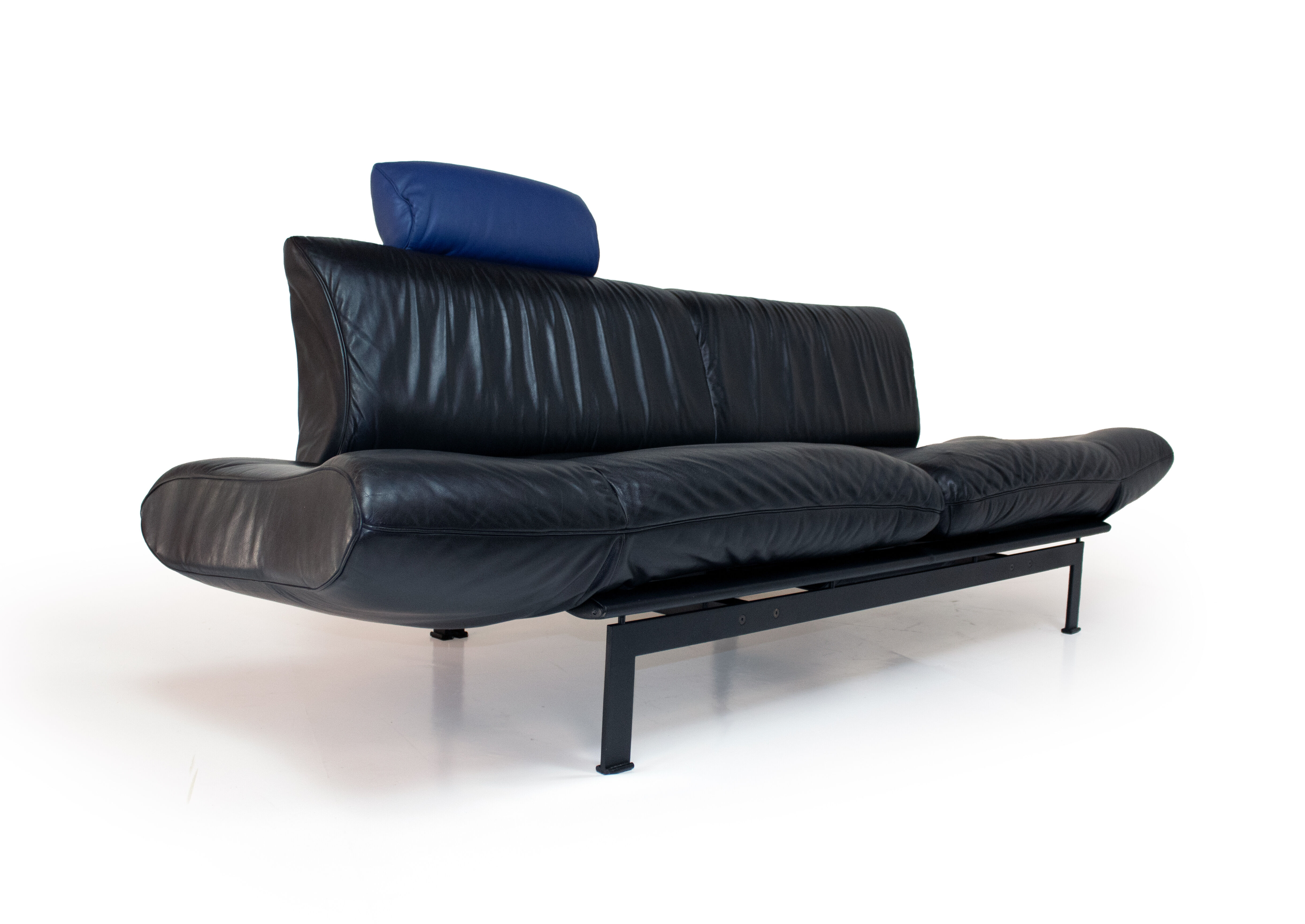 DS-140 sofa, by Reto Frigg for De Sede