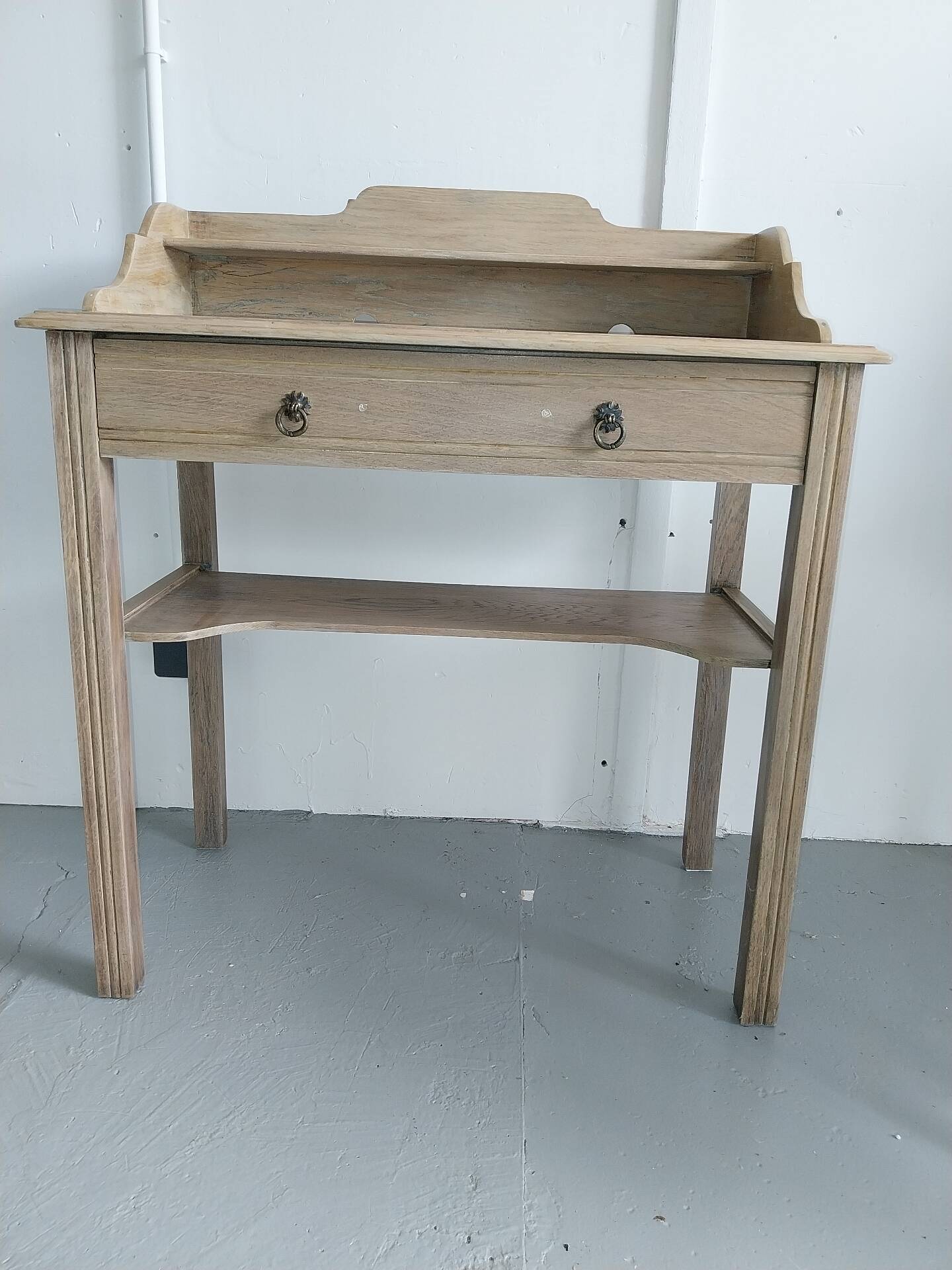 Bureau en chêne clair