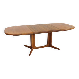Table de salle à manger ovale extensible Glostrup en teck massif, Danemark années 1960