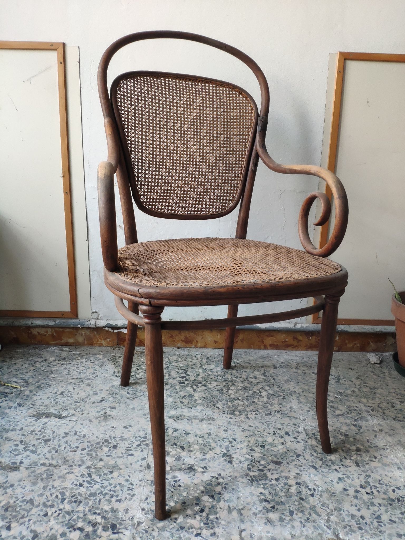 Thonet armchair nr 12 from 1861 ca