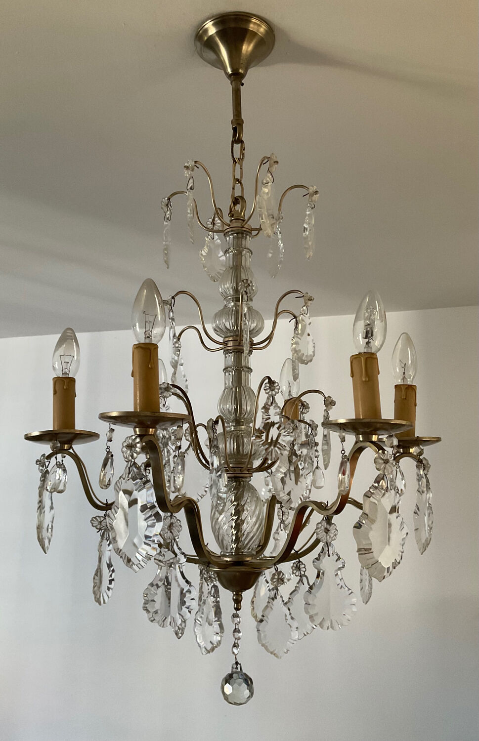 Girandole chandelier with crystal drops from the 60s and 70s