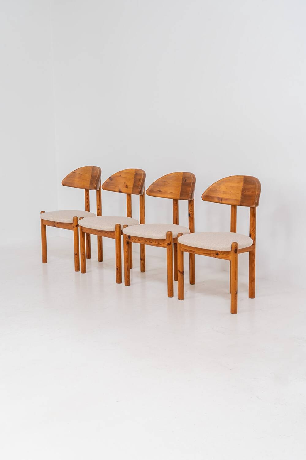 Dining set in pine with 4 chairs by Vamdrup