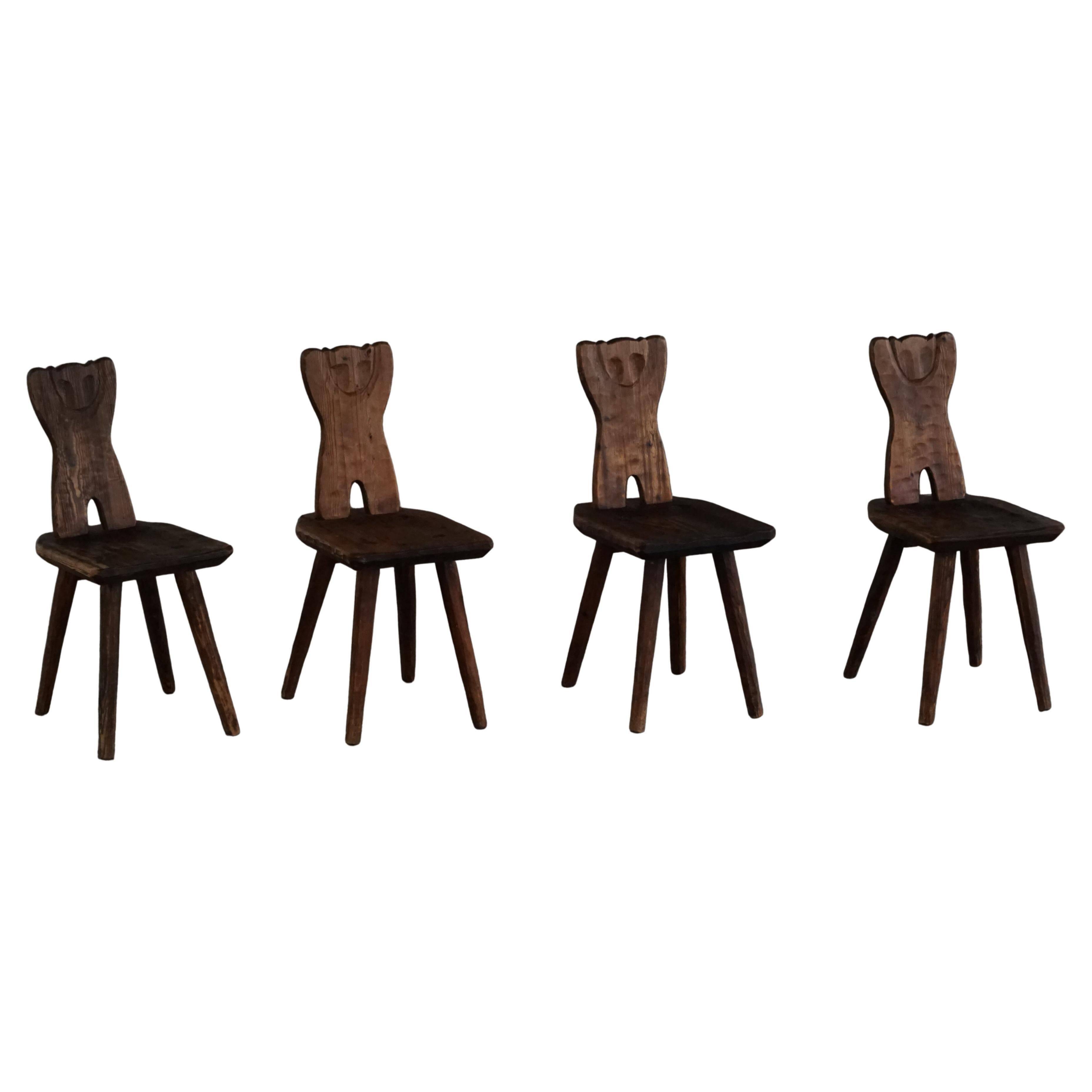 Mid-century Swedish ensemble, set of 4 "Sports Cabin" chairs handmade in pine, 1940s.