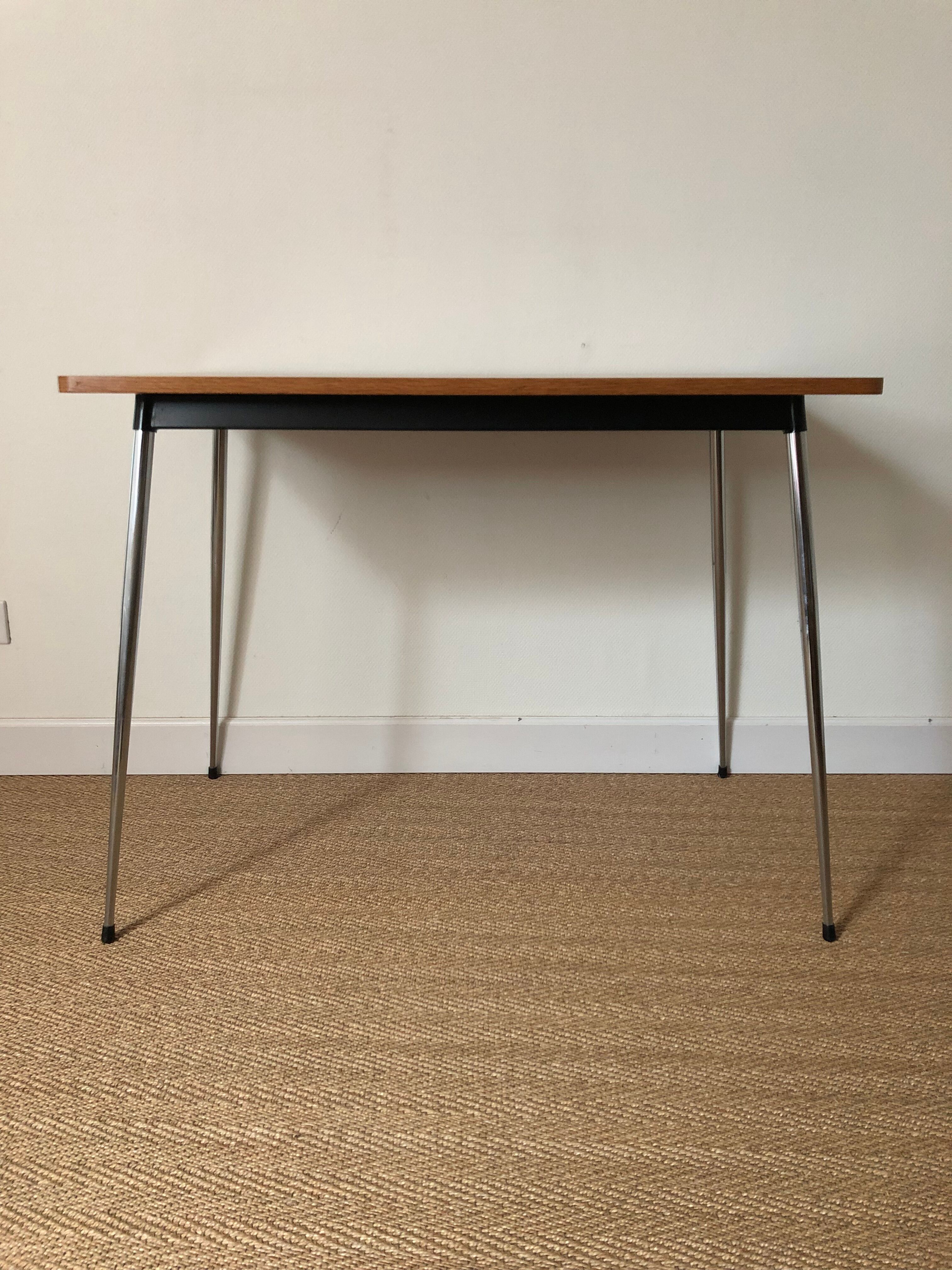 Table vintage
