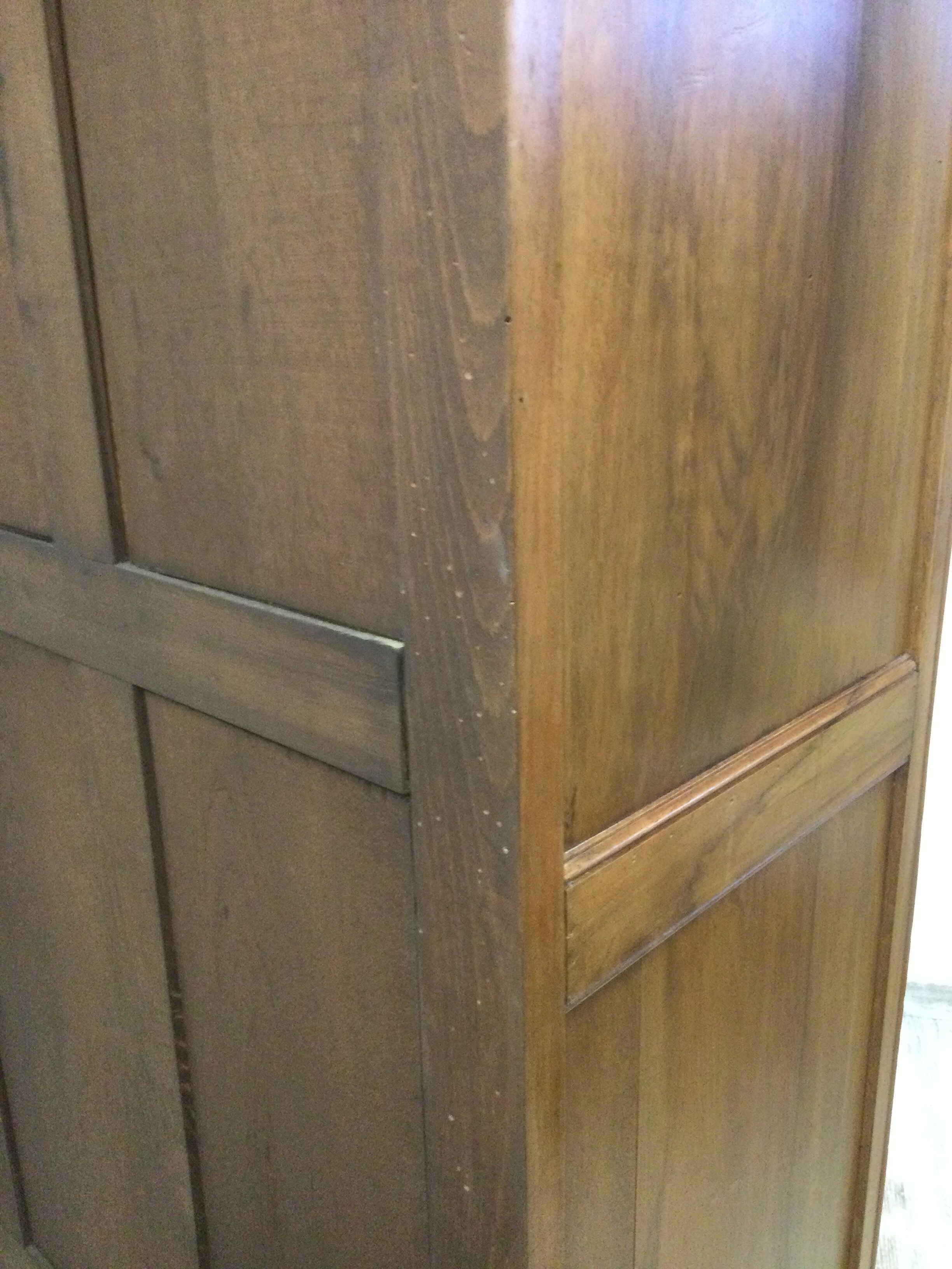 Bonnetière with mirror