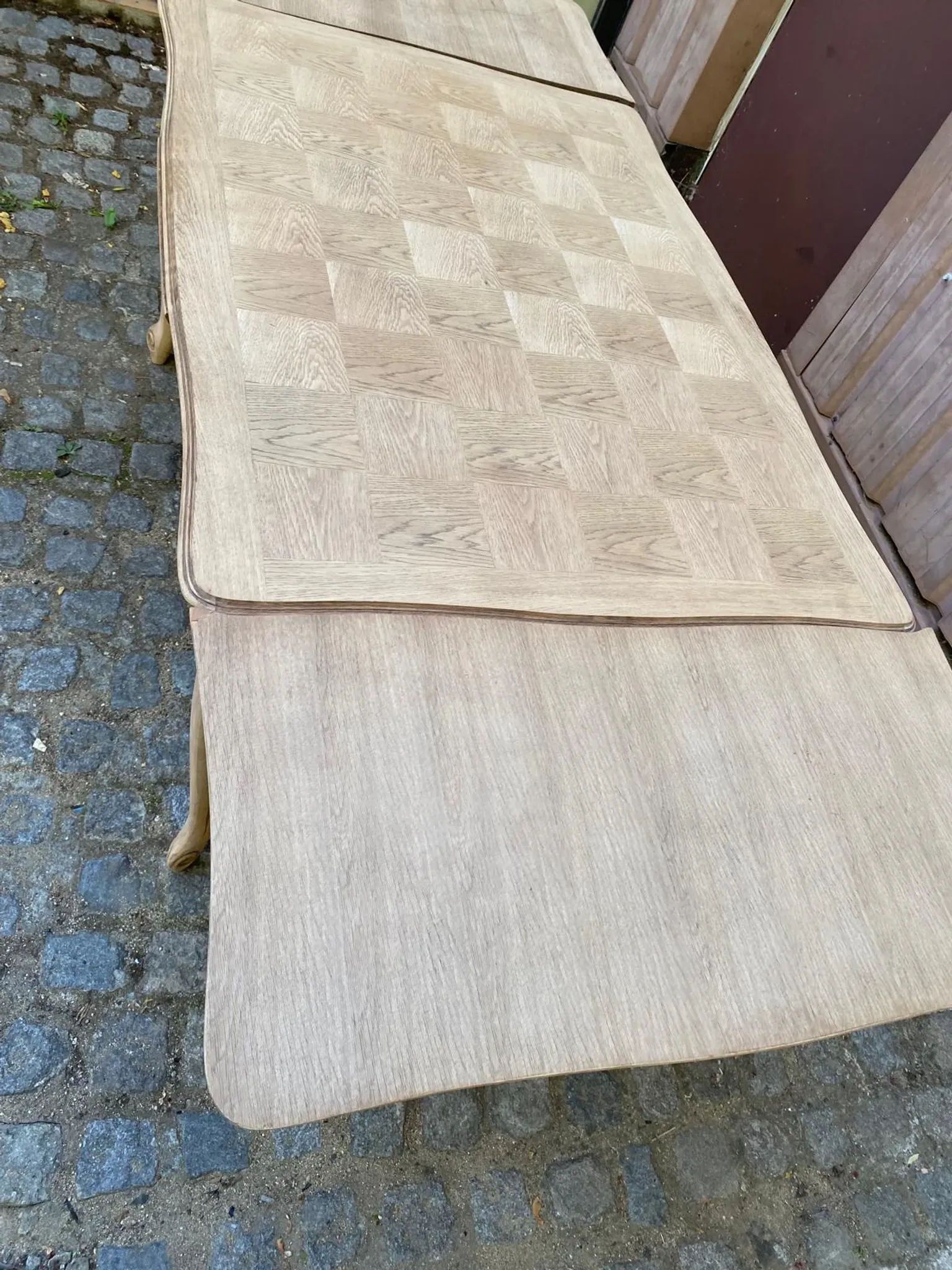 Table à manger Louis XV décapée en chêne massif 1970 215cm