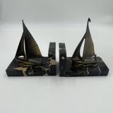 Sailboat bookends in marble and bronze, Art Deco