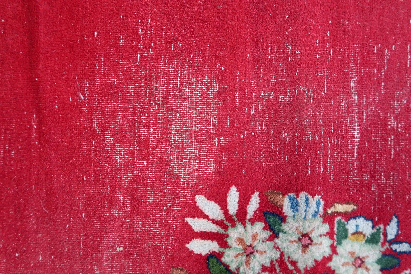 Antique 1920s Persian Kerman rug, floral medallion, red field, 267cm x 364cm