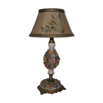 Lampe ou veilleuse bronze et céramique fleurs émaillées