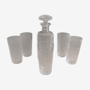 Whisky service including 1 carafe and 5 cups cut crystal mugs