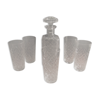 Service a whisky comprenant 1 carafe et 5 gobelets chopes en cristal taillé