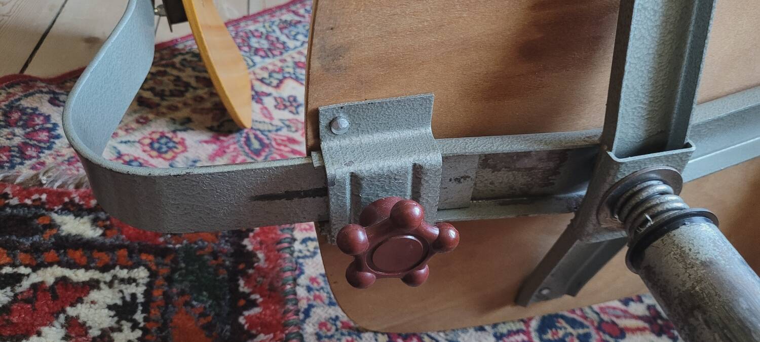 Architect's chair