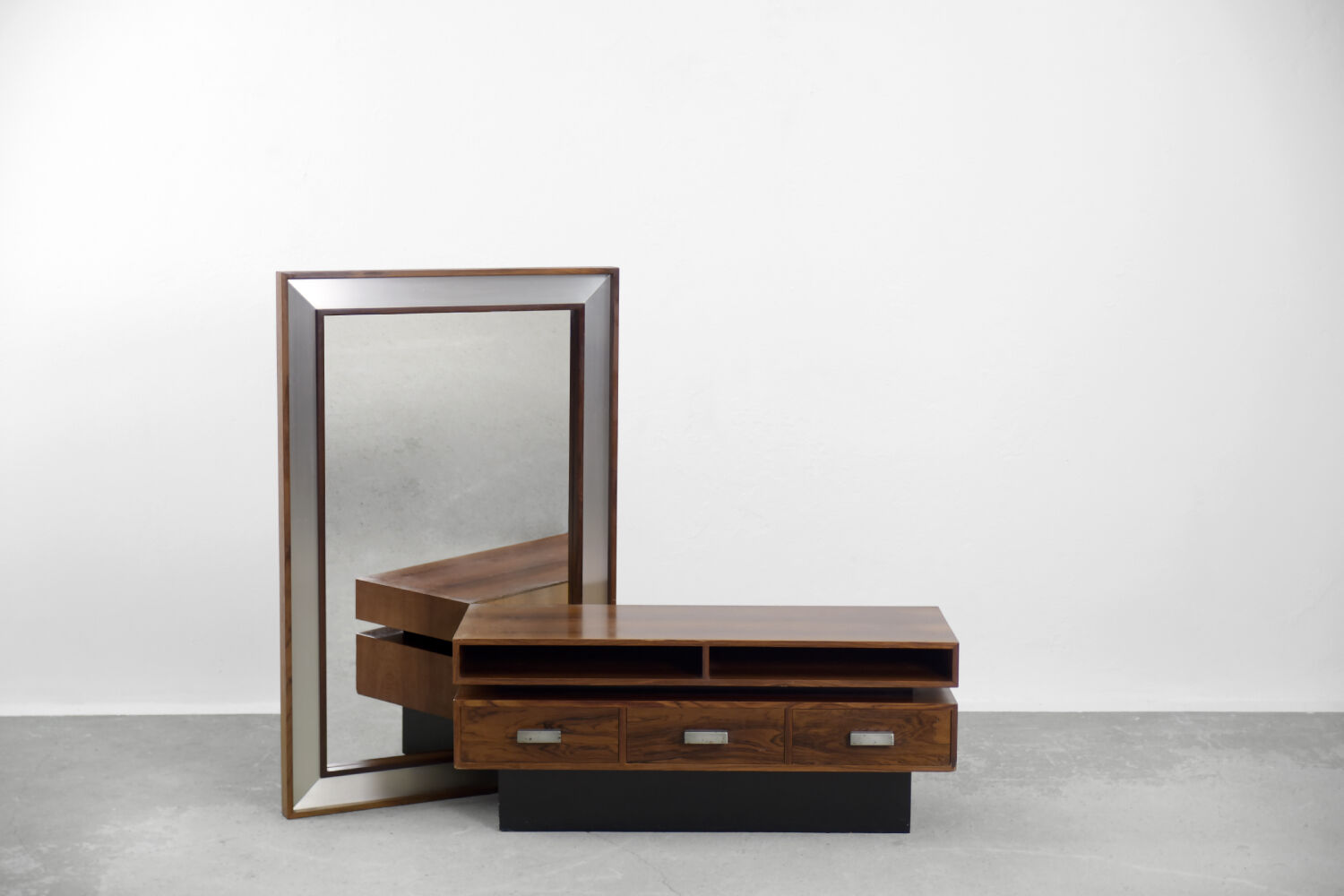 Coiffeuse scandinave moderne en palissandre avec miroir oblong, années 1970