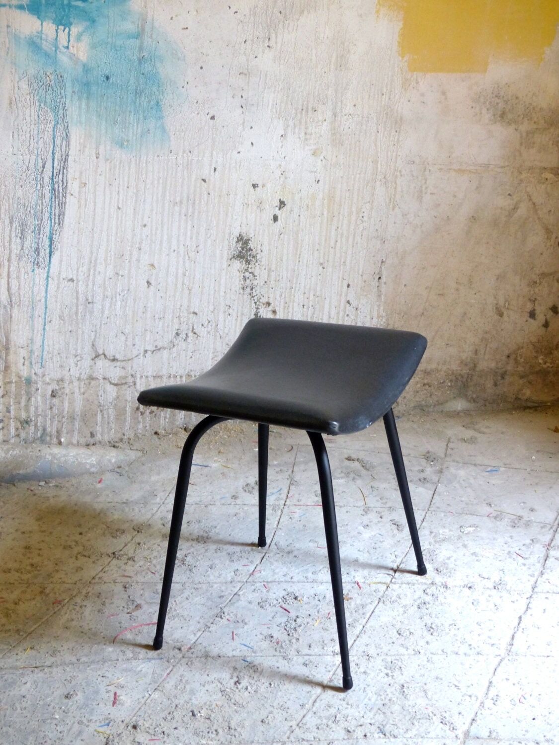 Curved vintage stool