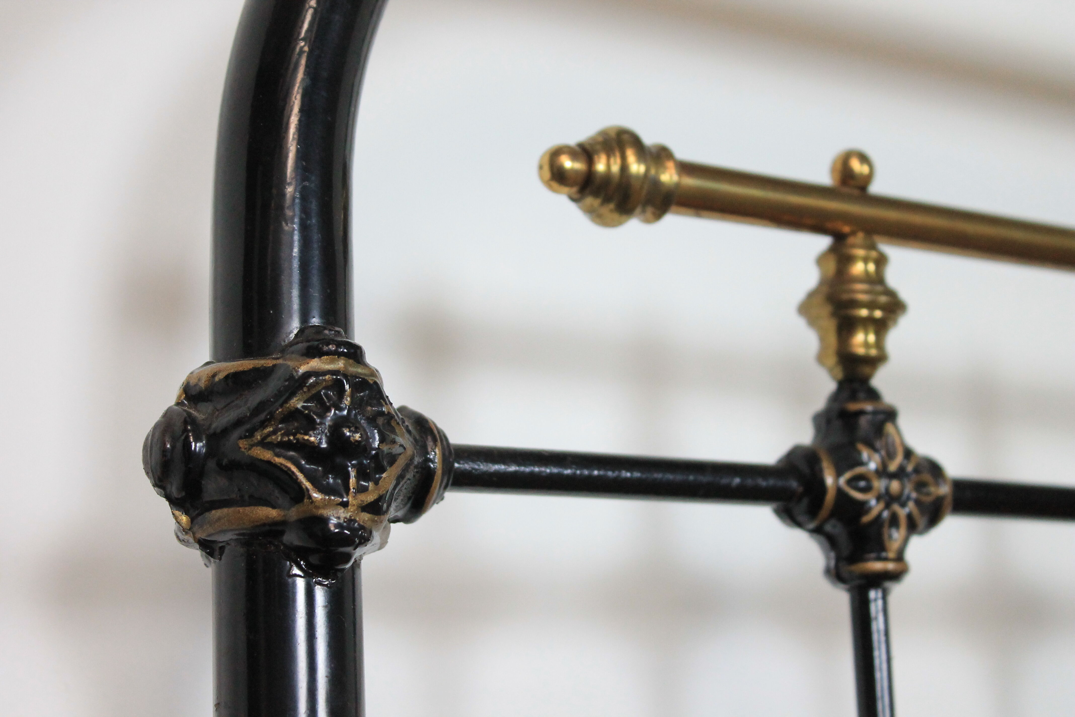 Napoleon III iron bed
