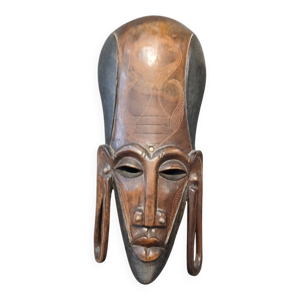 Masque ancien en bois