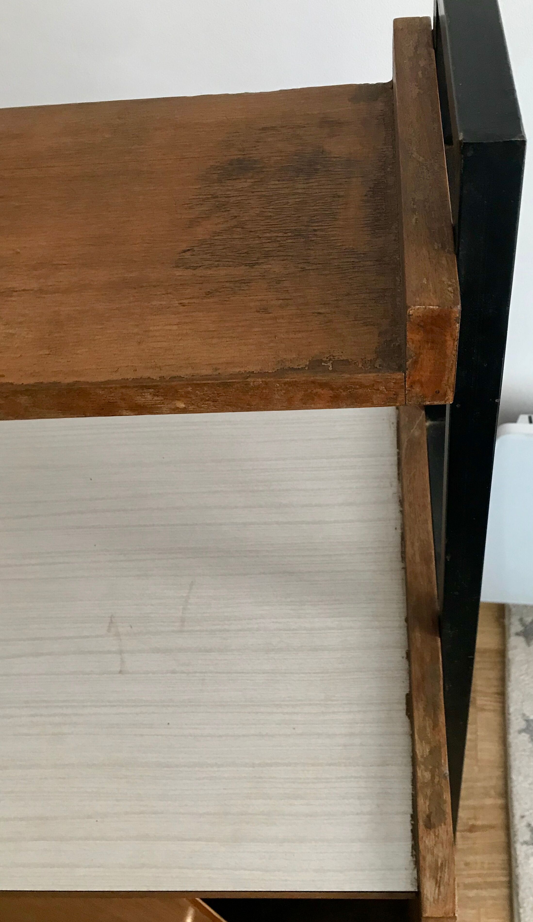 Commode vintage