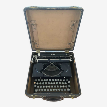 Ancienne machine à écrire royal 1905