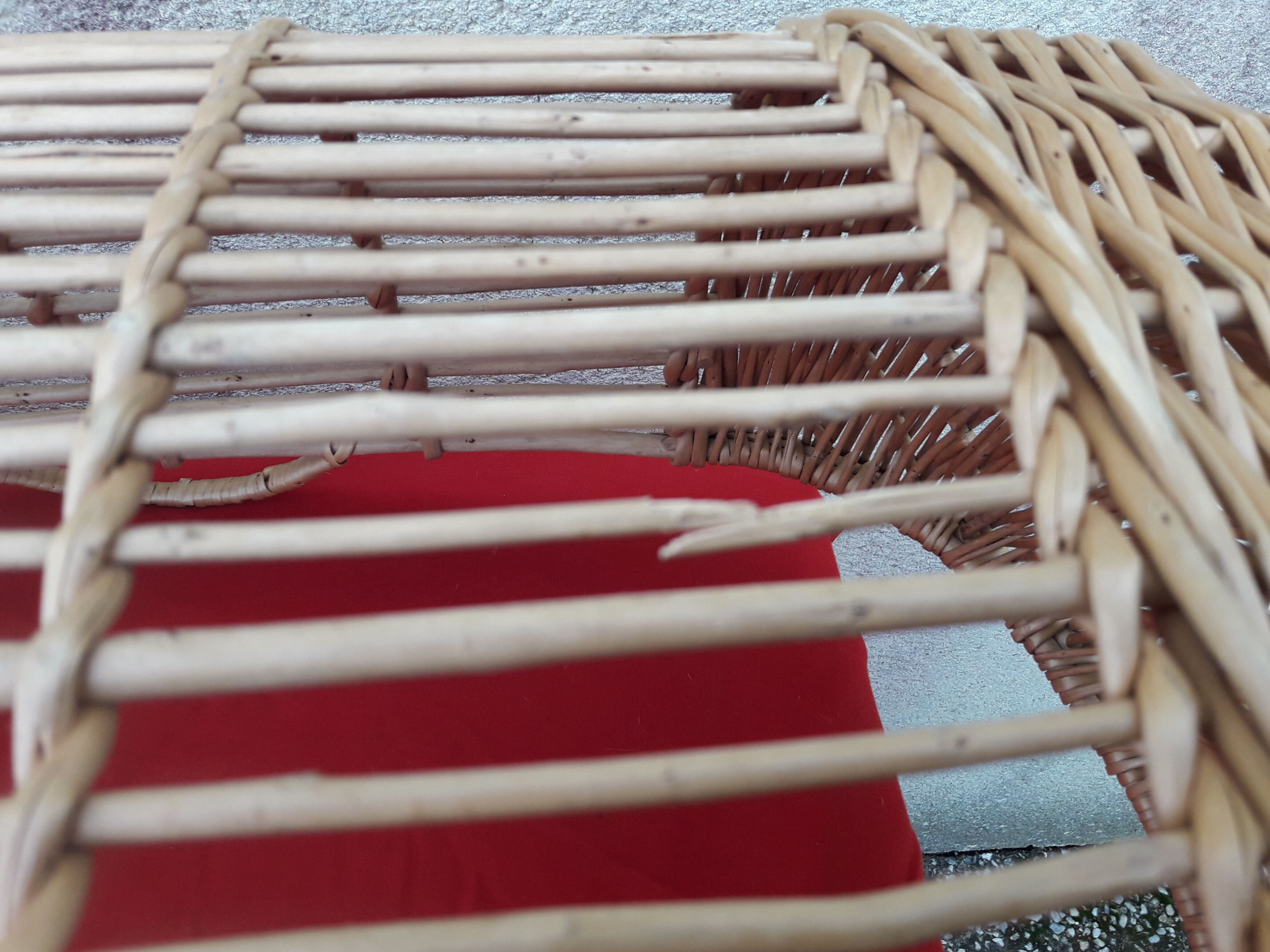 Rattan couffin