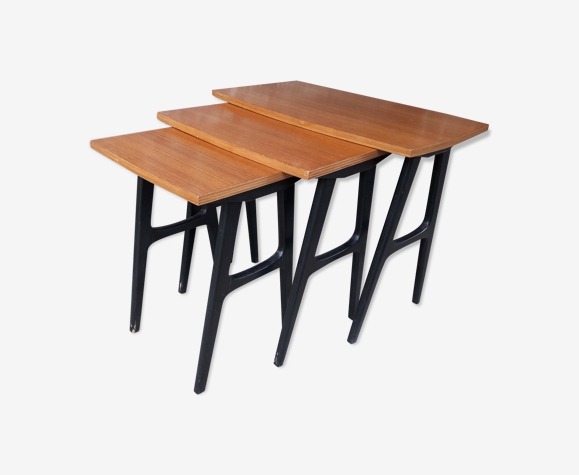 Scandinavian pull-out tables