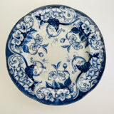 Round dish Creil Montereau white and blue bindweed