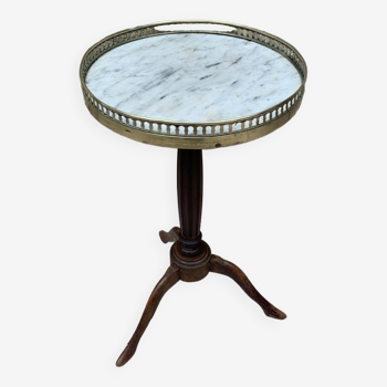 Tripod marble pedestal table