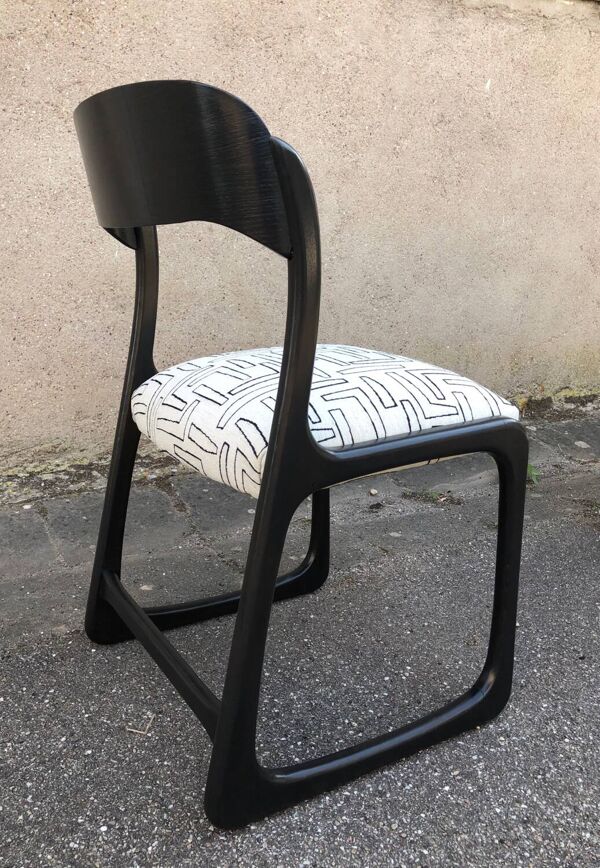 Suite 4 Chaises Baumann Traîneau