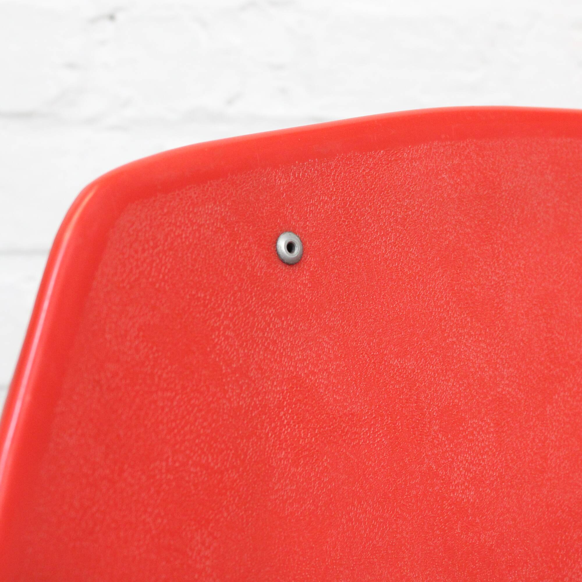 Set of 4 "Shell" model bridges by Pierre Guariche for Meurop 1967