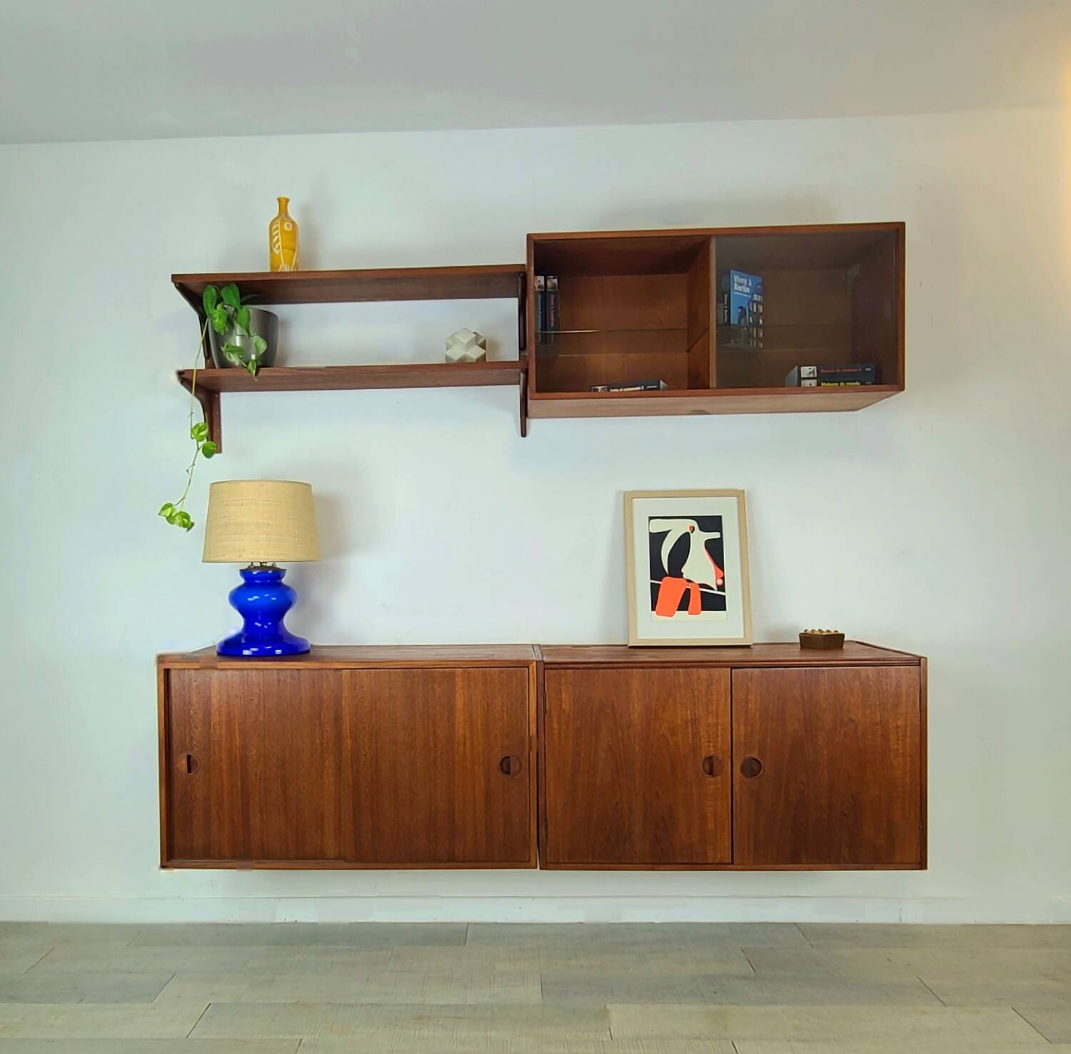 Danish design wall-mounted bookshelf Thygesen Sorensen teck vi