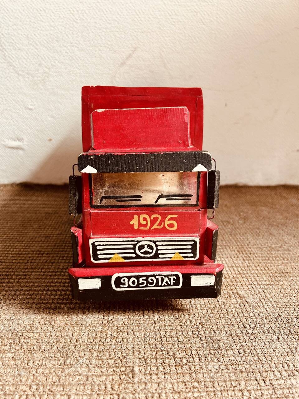 Wooden truck / madagascar / handmade