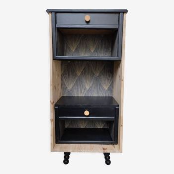 Storage cabinet