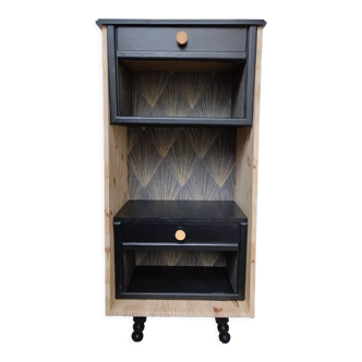 Storage cabinet