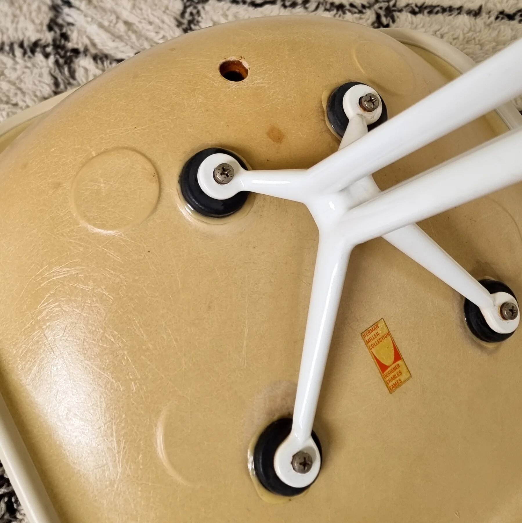 Chaises Eames La Fonda - Ensemble de 2