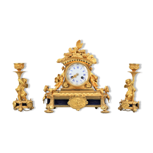 Garniture de cheminée