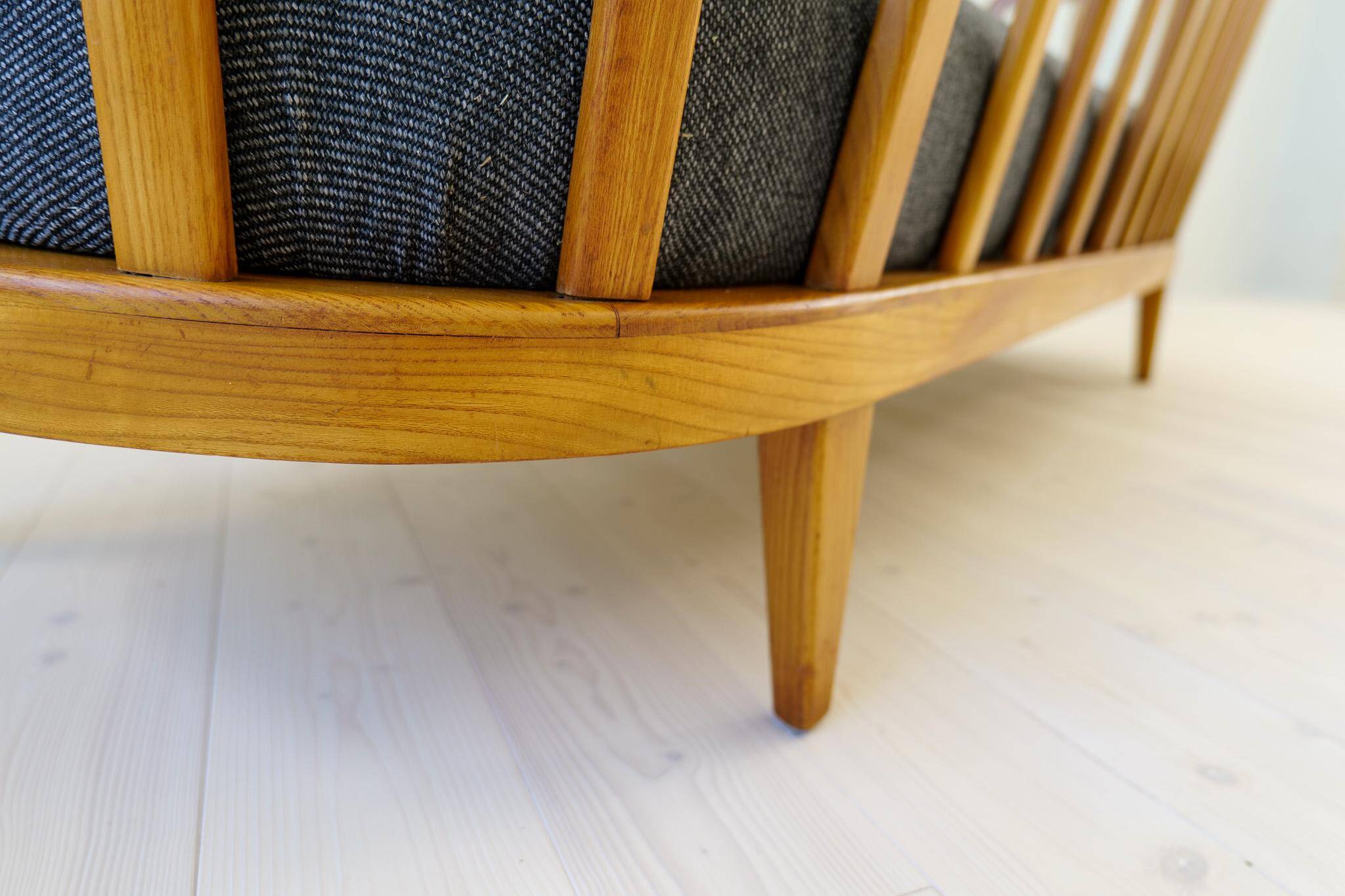 Mid-Century Modern Sculptural Canapé Model "Värend" Carl Malmsten, 1942