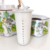 Teapot, stove and 6 cups