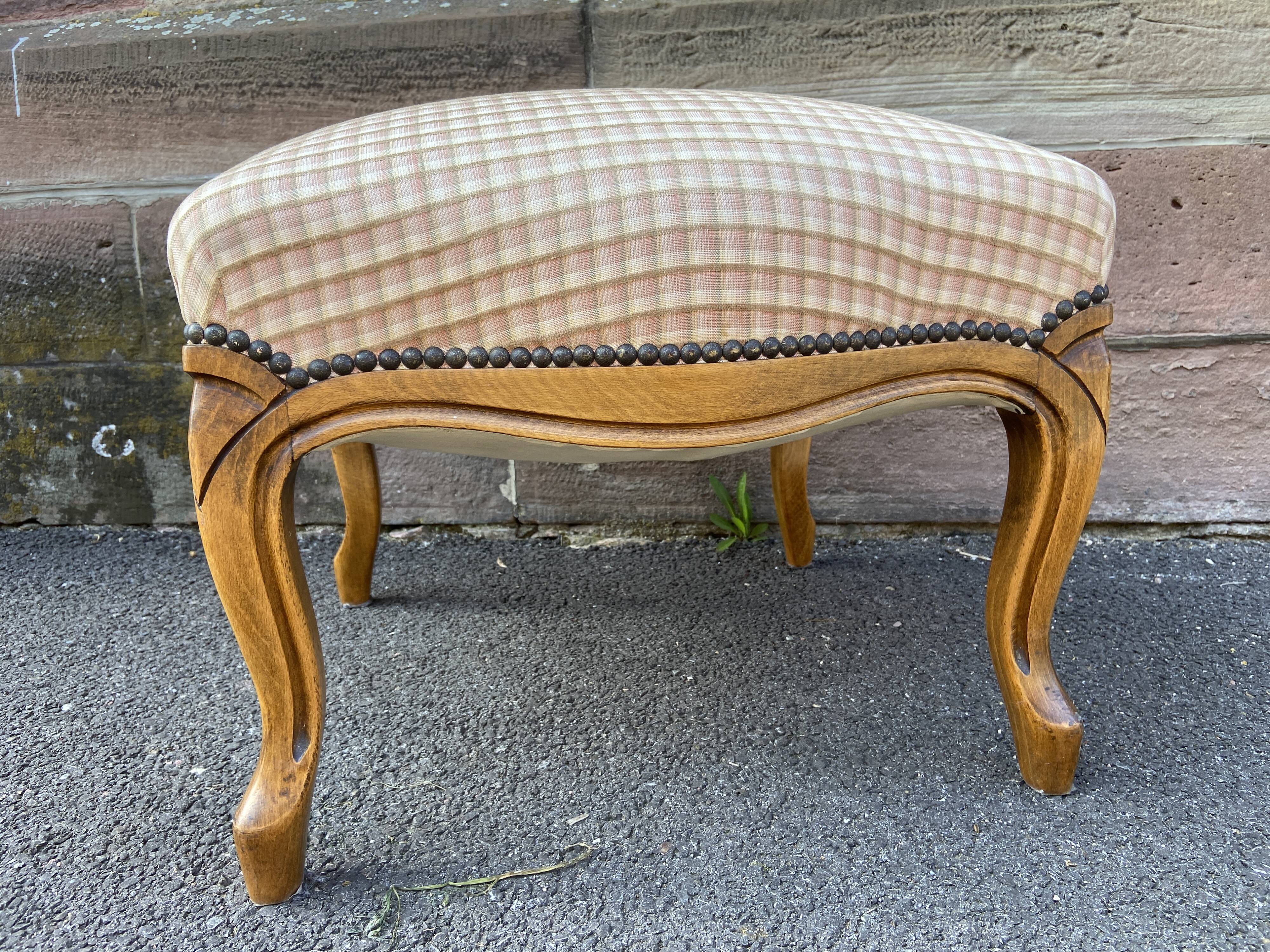 Imposing St Louis XV footrest