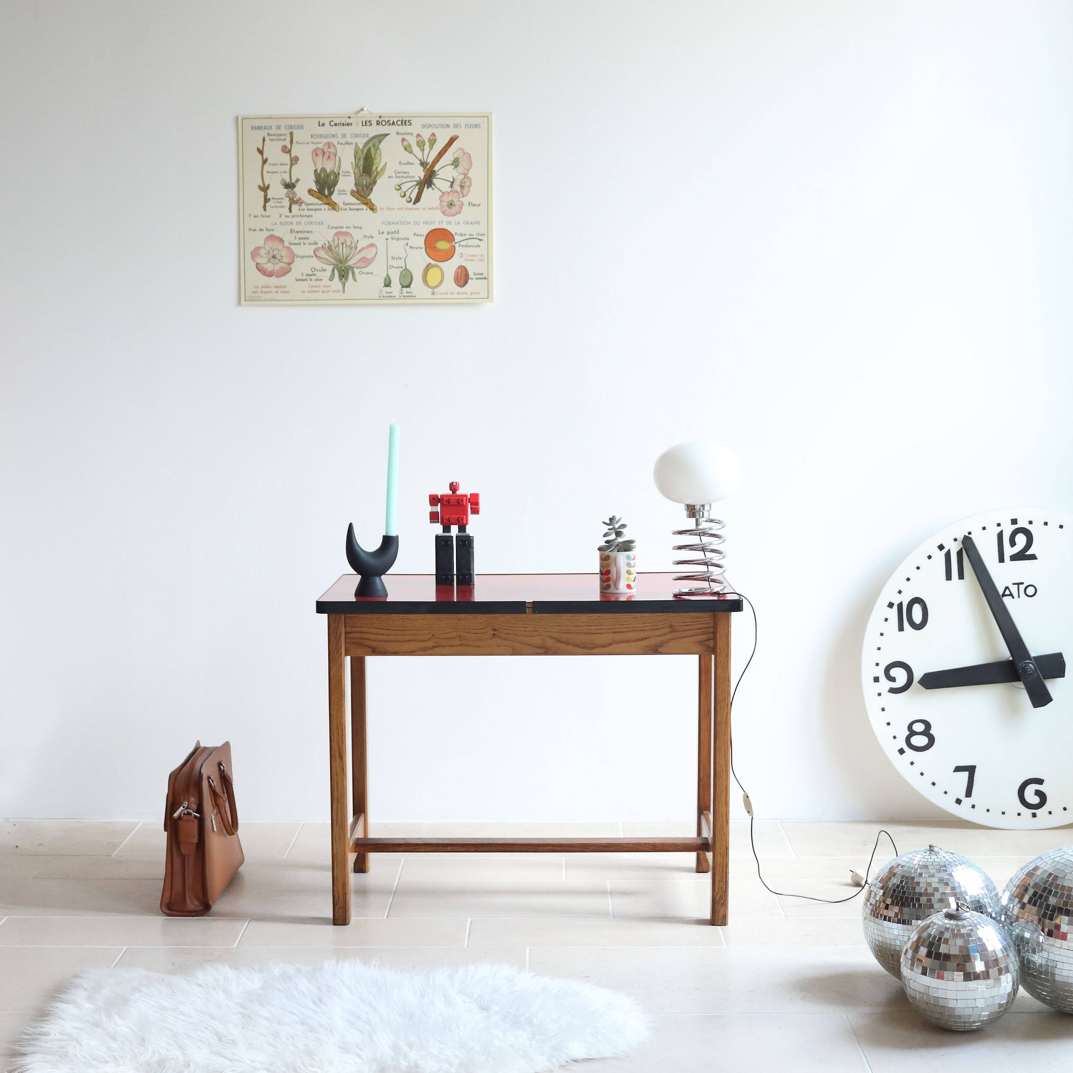 Vintage children's desk in solid oak and red formica, 50s/60s