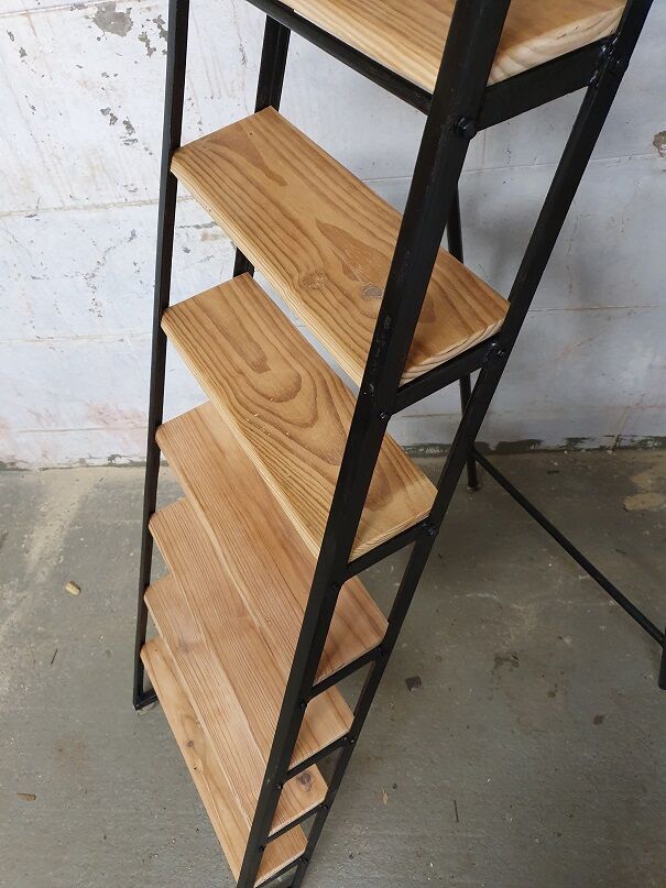 Hardware ladder 1950
