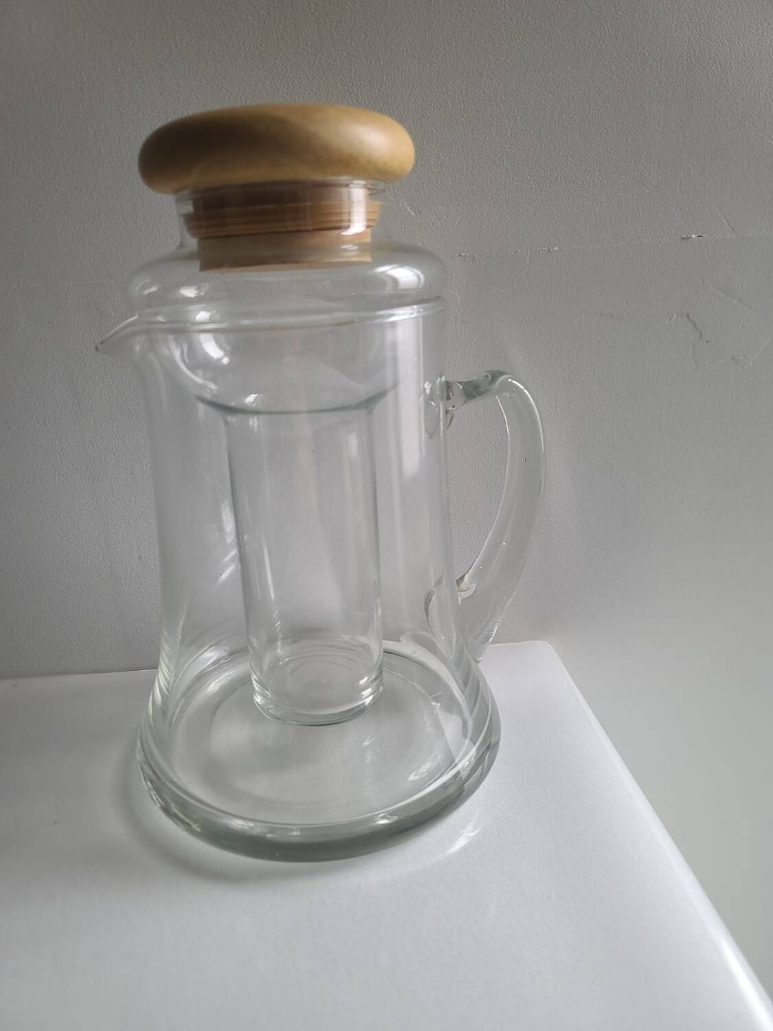 Borosilicate glass pitcher with infuser and wooden lid #PIMR