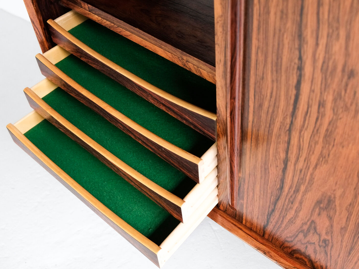 Buffet in rosewood by HP Hansen