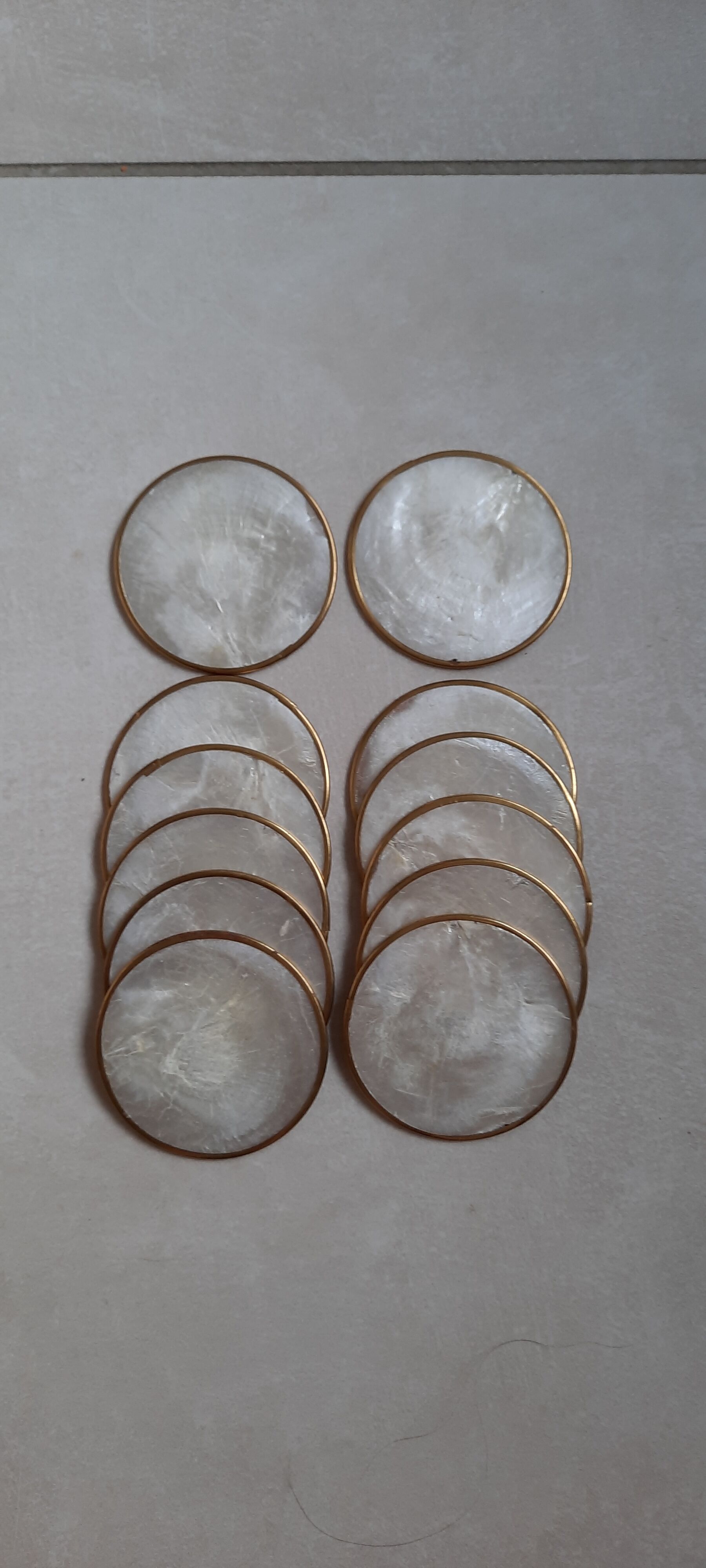 Dessous de verre en laiton et nacre