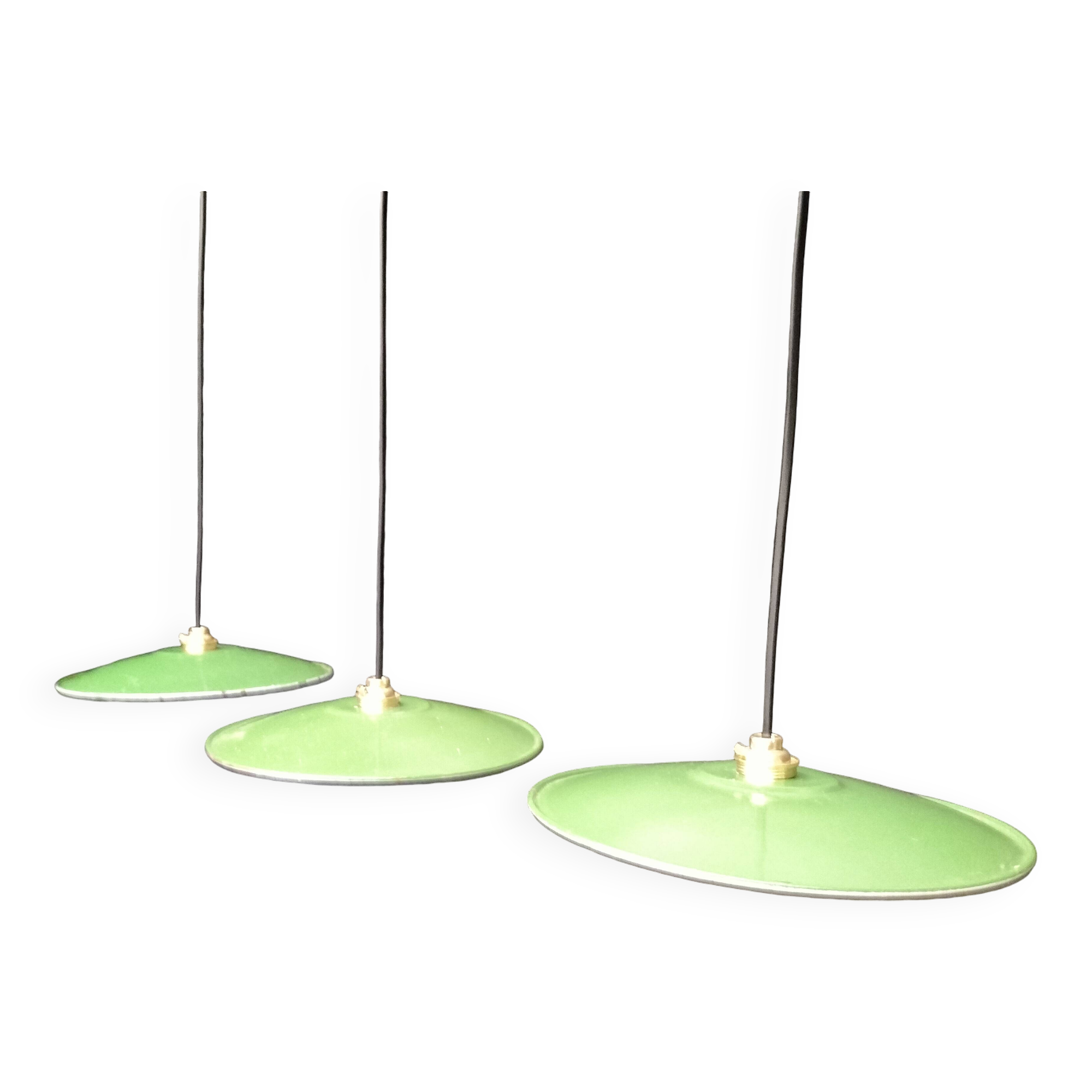 Enamelled sheet metal suspensions