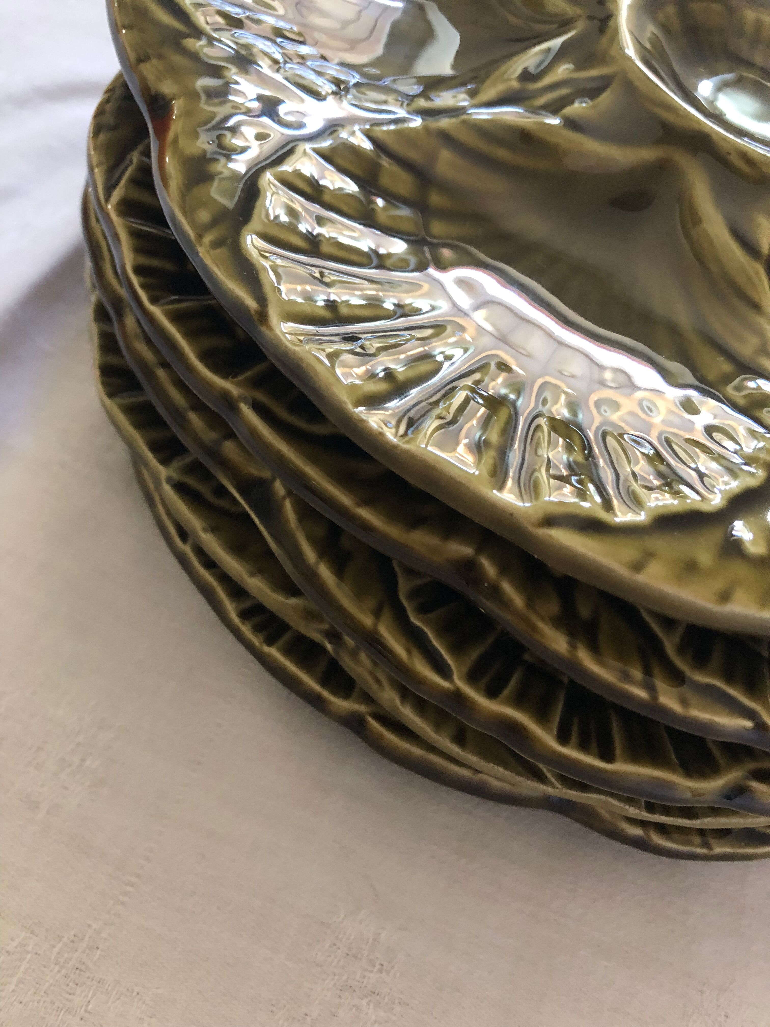 Set of 5 oyster plates