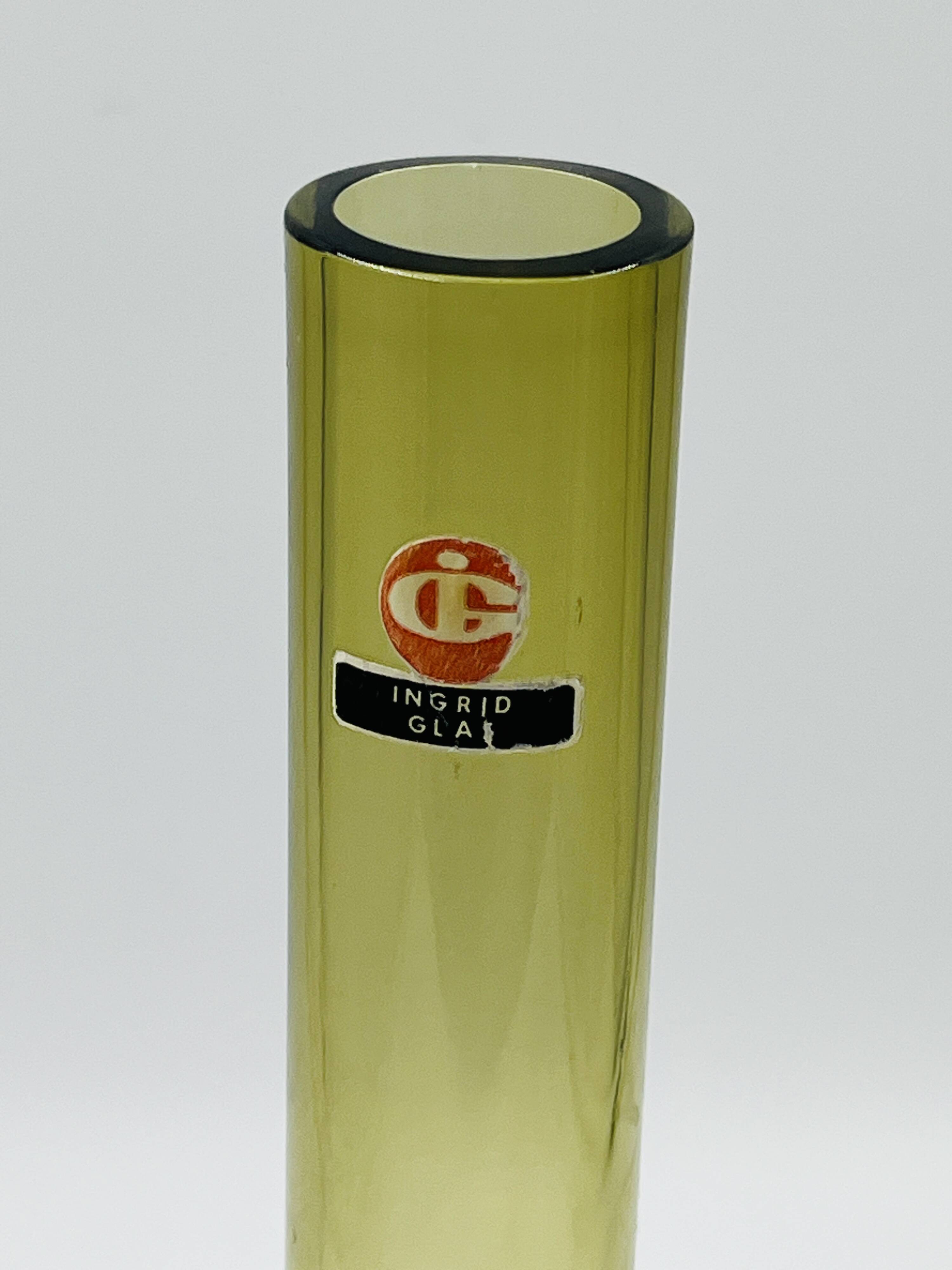Soliflore Ingrid Glas design Kurt Wokan vert olive