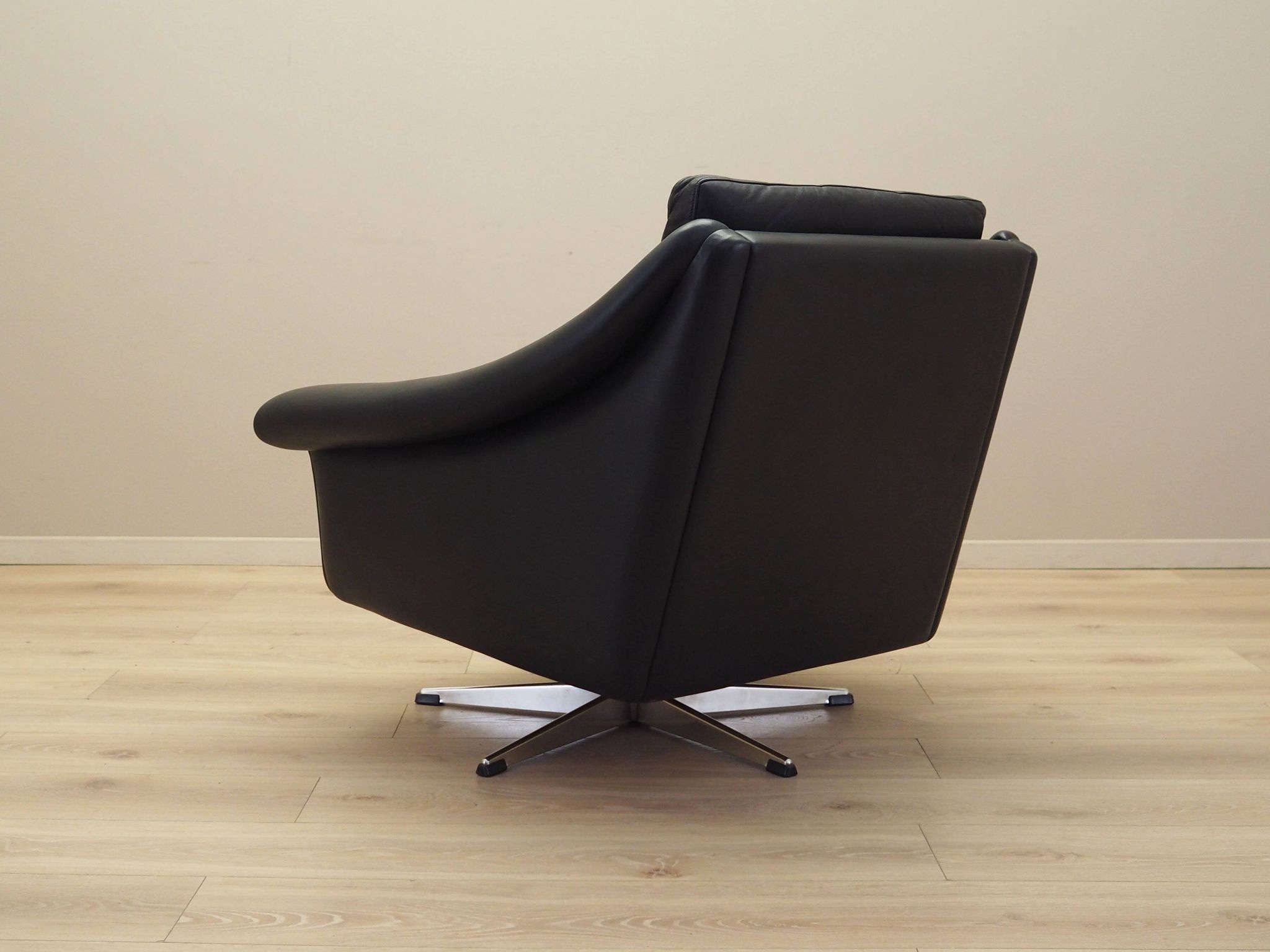Swivel armchair, Danish design, 1960s, manufacturer: Eran Møbler, designer: