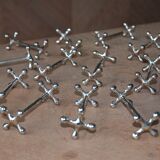 12 silver metal knife holders