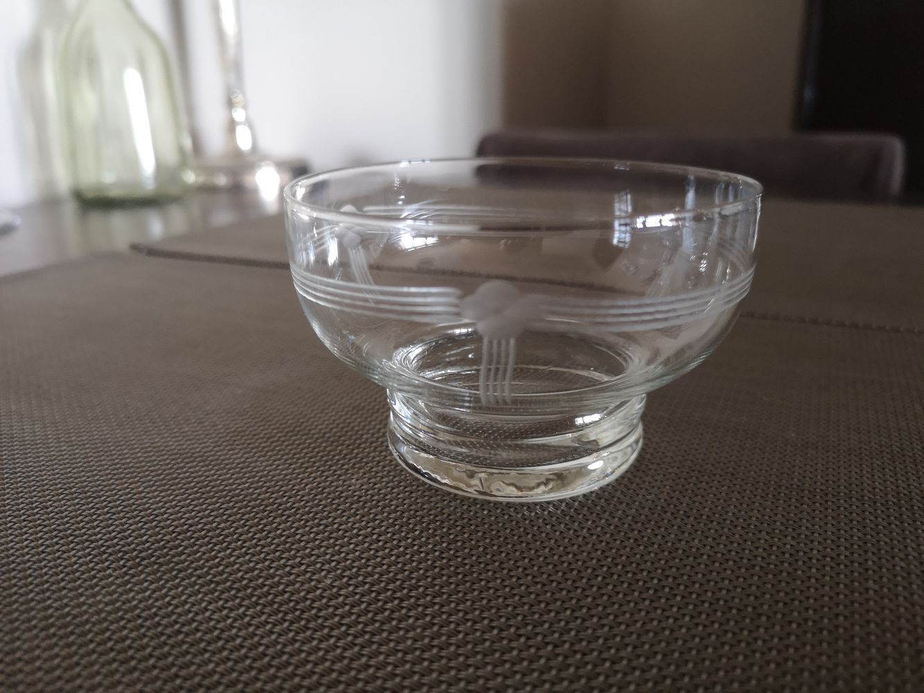 Set of 4 engraved crystal bowls - 1920s/1930s