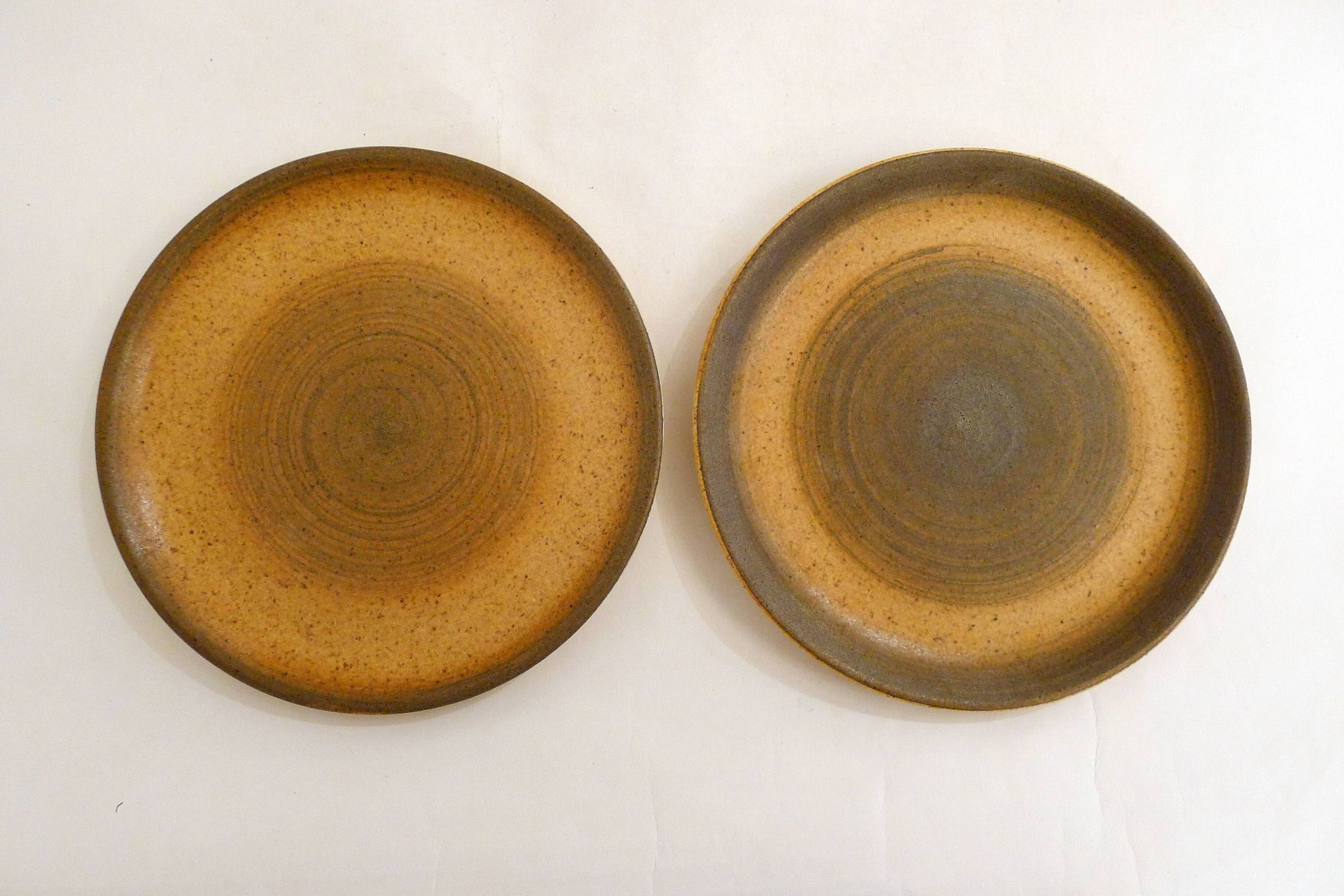 Set de 6 petites assiettes en grès